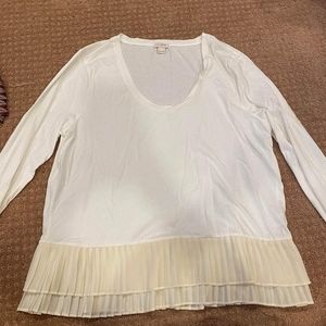 EUC size L J.Crew White and Cream Long Sleeve Tee.